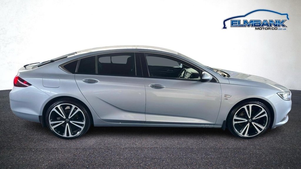 Used Vauxhall Insignia 2017 for sale - 76356901: Photo 10