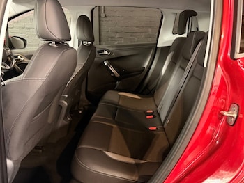 Used Peugeot 2008 2019 for sale - 78256649: Photo