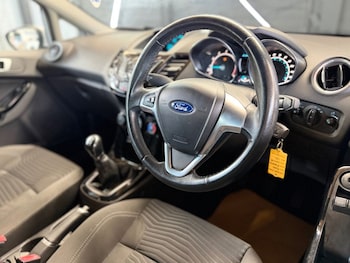 Used Ford Fiesta 2015 for sale - 78702158: Photo