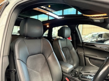 Used Porsche Macan 2015 for sale - 78569896: Photo