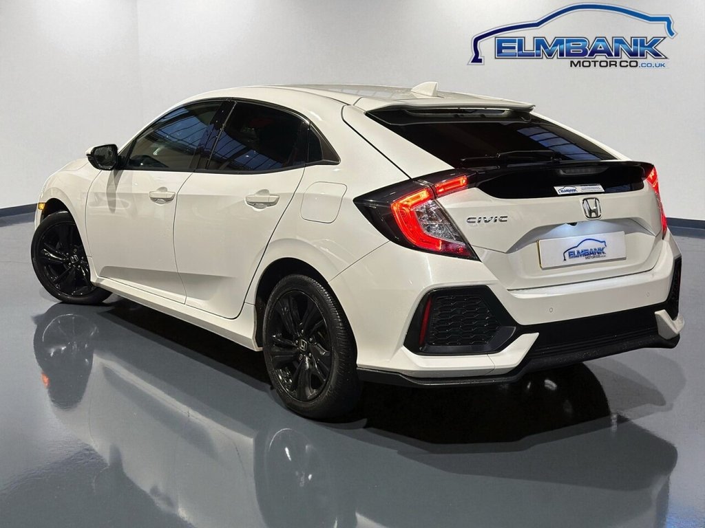 Used Honda Civic 2018 for sale - 76623387: Photo 15