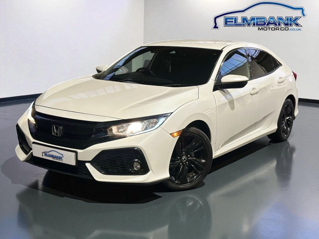 Used Honda Civic 2018 for sale - 76623387: Photo 2