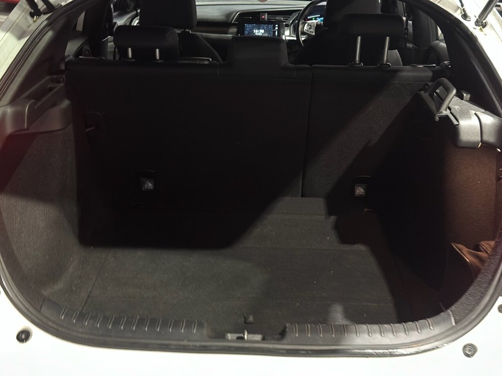 Used Honda Civic 2018 for sale - 76623387: Photo 25