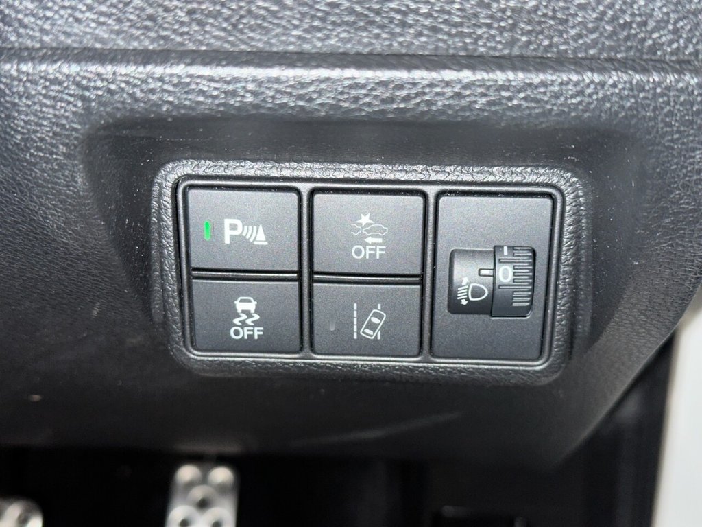 Used Honda Civic 2018 for sale - 76623387: Photo 26