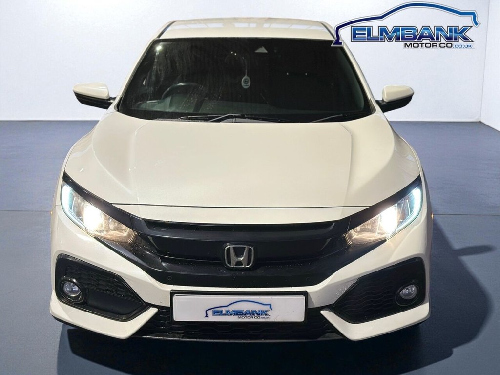 Used Honda Civic 2018 for sale - 76623387: Photo 6