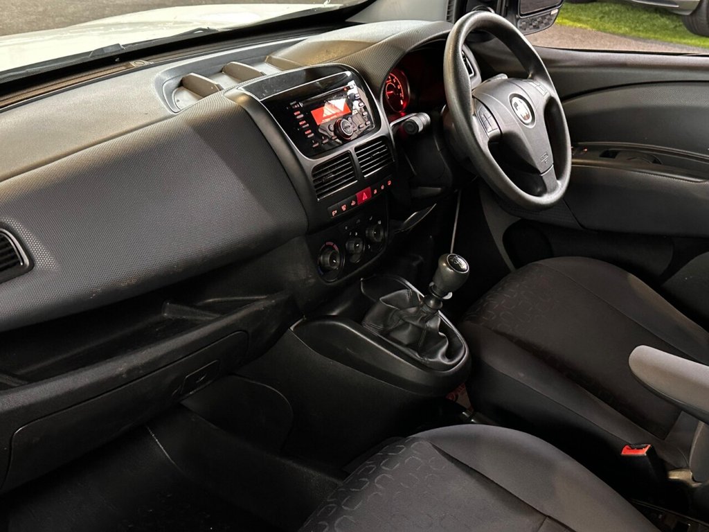 Used Fiat Doblo 2015 for sale - 77319553: Photo 28