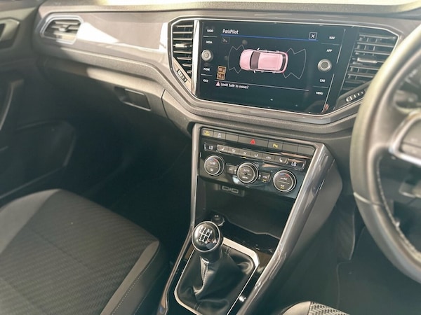 Used Volkswagen T-Roc 2020 for sale - 75665995: Photo 24
