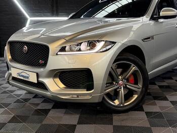 Used Jaguar F-Pace 2017 for sale - 79686677: Photo