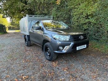 Toyota - Hilux