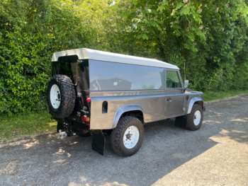 Used Land Rover Defender 2016 for sale - 71082864: Photo