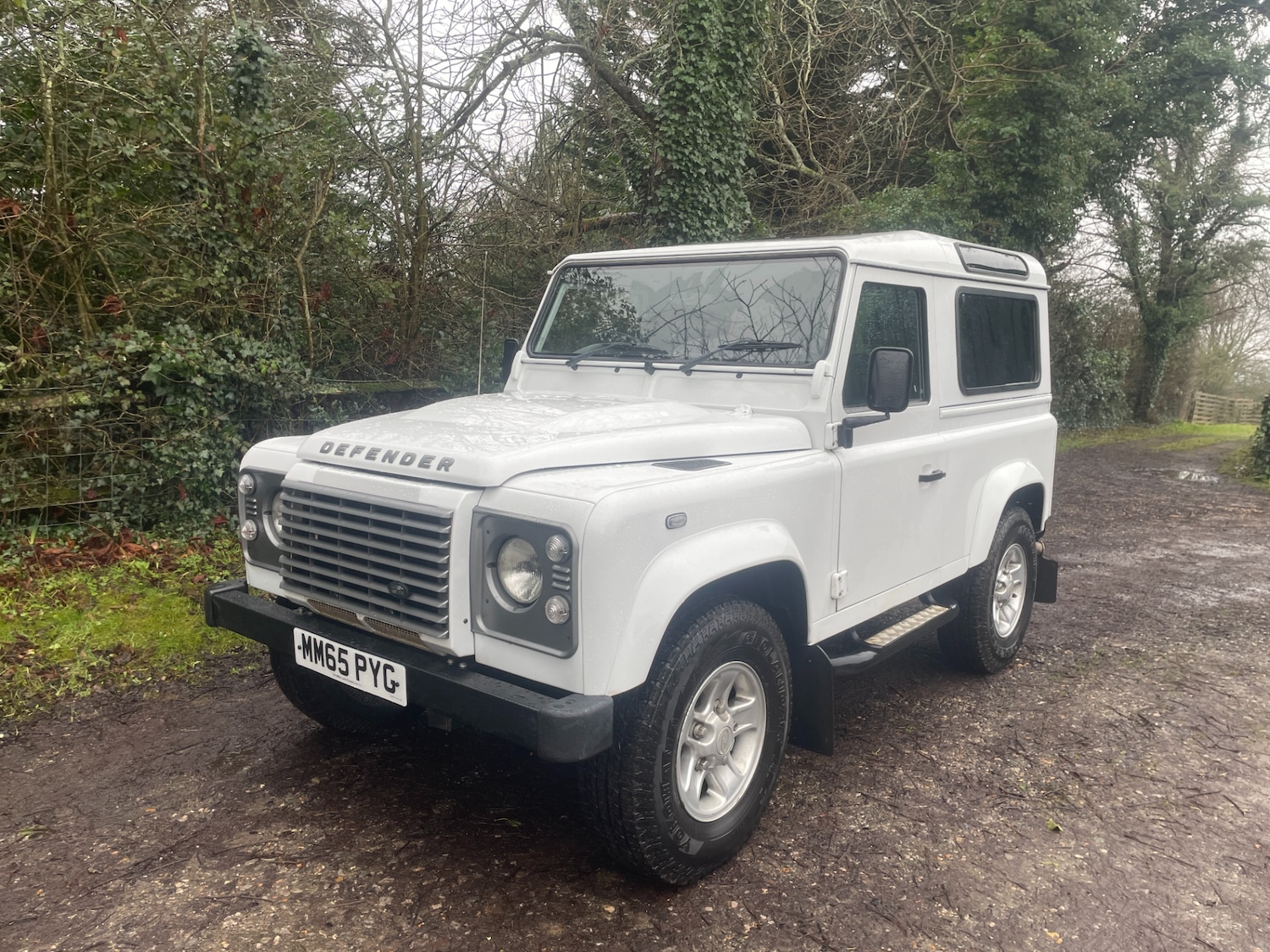 Used Land Rover Defender 2015 for sale - 76411955: Photo 5