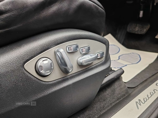 Used Porsche Macan 2015 for sale - 77854811: Photo 12