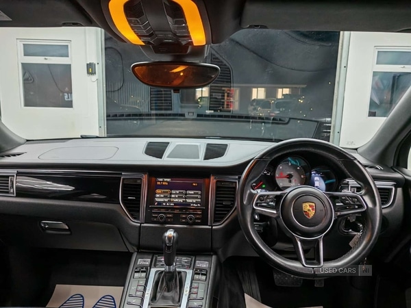 Used Porsche Macan 2015 for sale - 77854811: Photo 21