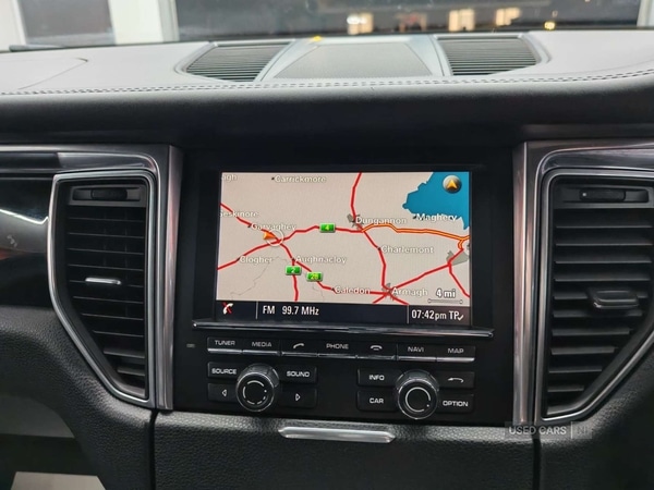 Used Porsche Macan 2015 for sale - 77854811: Photo 30