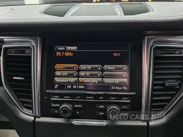 Used Porsche Macan 2015 for sale - 77854811: Photo 33