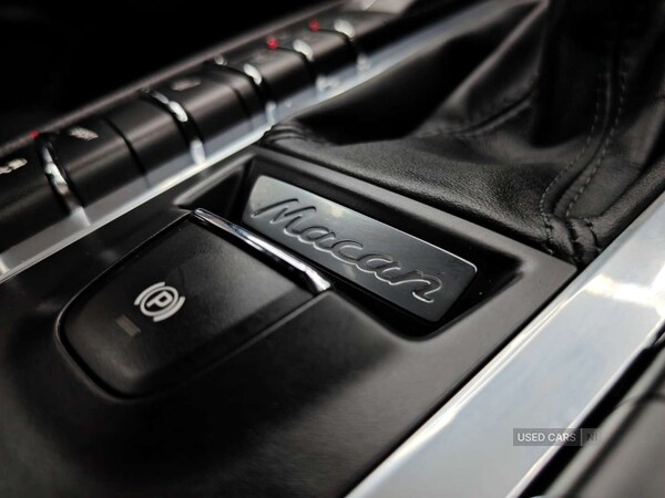 Used Porsche Macan 2015 for sale - 77854811: Photo 36