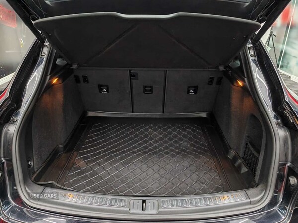 Used Porsche Macan 2015 for sale - 77854811: Photo 42