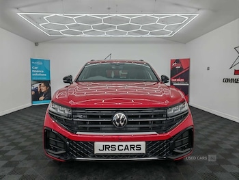 Used Volkswagen Touareg 2024 for sale - 76073372: Photo 2
