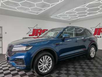 Used Volkswagen Touareg 2018 for sale - 74434139: Photo