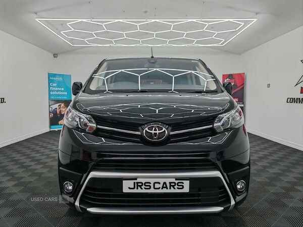 Used Toyota PROACE CITY Verso 2023 for sale - 76240463: Photo 2