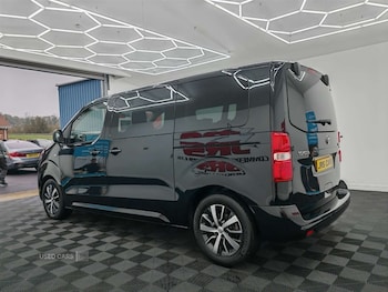 Used Toyota PROACE CITY Verso 2023 for sale - 76240463: Photo