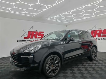 Used Porsche Cayenne 2017 for sale - 76840027: Photo