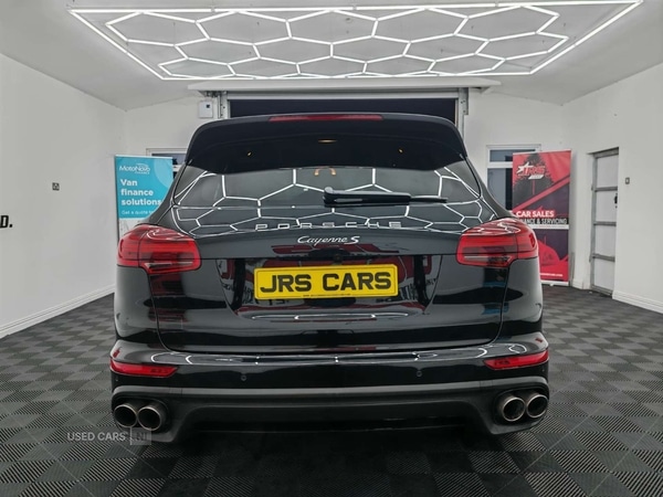 Used Porsche Cayenne 2017 for sale - 76840027: Photo 8
