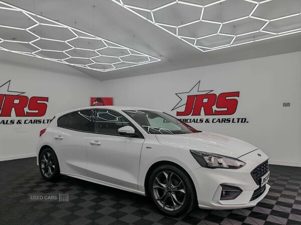 Used Ford Focus 2018 for sale - 76175717: Photo 1