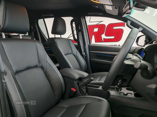 Used Toyota Hilux 2025 for sale - 76585677: Photo 44