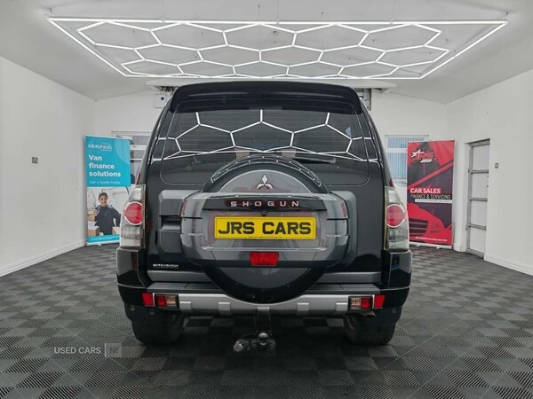 Used Mitsubishi Shogun 2015 for sale - 75954349: Photo 5