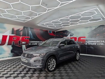 Used Volkswagen T-Roc 2018 for sale - 79534037: Photo