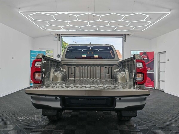 Used Toyota Hilux 2025 for sale - 76585676: Photo 7