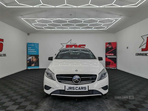 Used Mercedes-Benz A-Class 2013 for sale - 76551234: Photo 2