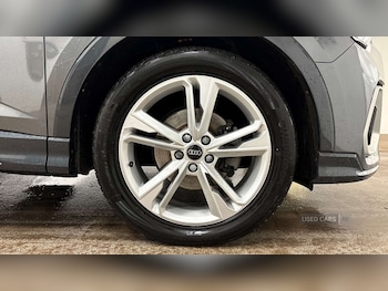 Used Audi Q3 2022 for sale - 77484791: Photo