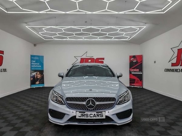 Used Mercedes-Benz C Class 2017 for sale - 76318617: Photo 2