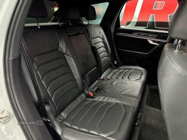 Used Volkswagen Touareg 2019 for sale - 76976992: Photo 10