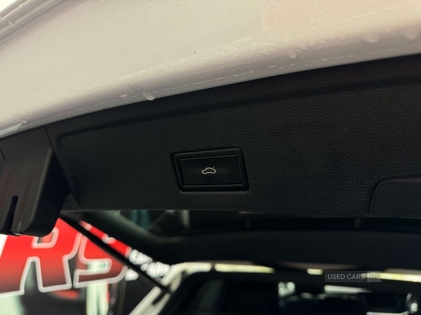 Used Volkswagen Touareg 2019 for sale - 76976992: Photo 32