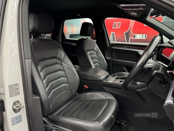 Used Volkswagen Touareg 2019 for sale - 76976992: Photo 8