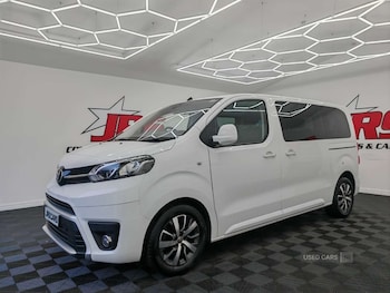 Used Toyota PROACE CITY Verso 2019 for sale - 76248281: Photo