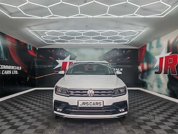 Used Volkswagen Tiguan 2017 for sale - 77970824: Photo