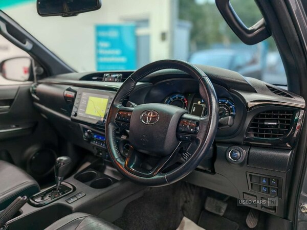 Used Toyota Hilux 2023 for sale - 76284461: Photo 12