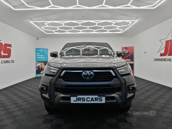 Used Toyota Hilux 2023 for sale - 76284461: Photo 2
