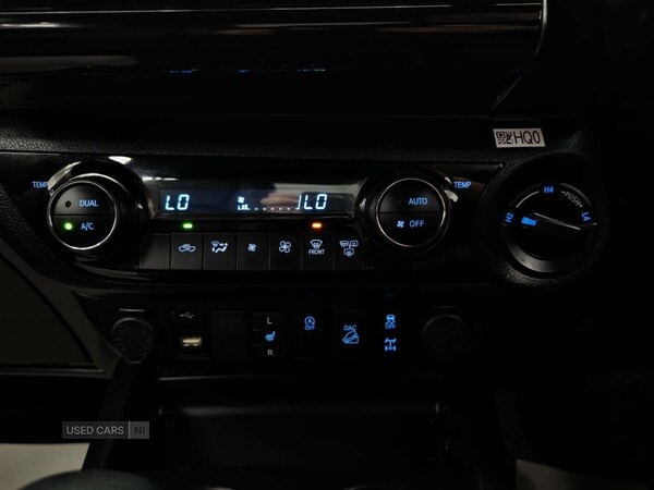 Used Toyota Hilux 2023 for sale - 76284461: Photo 34