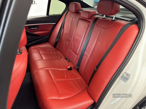 Used BMW 3 Series 2018 for sale - 76061057: Photo 34