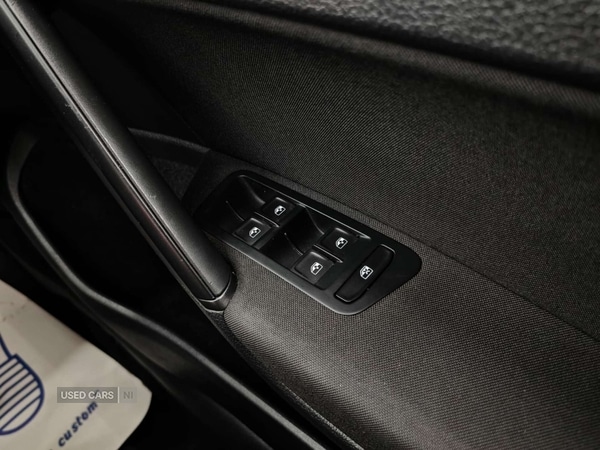 Used Volkswagen Golf 2018 for sale - 76201653: Photo 31