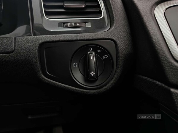 Used Volkswagen Golf 2018 for sale - 76201653: Photo 32