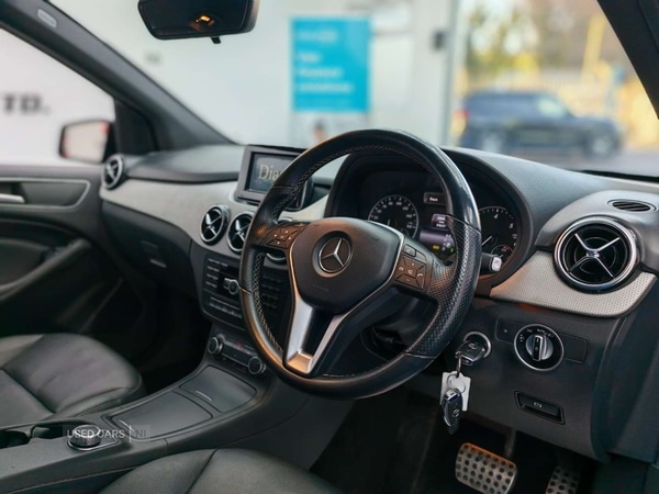 Used Mercedes-Benz B Class 2014 for sale - 76715963: Photo 9