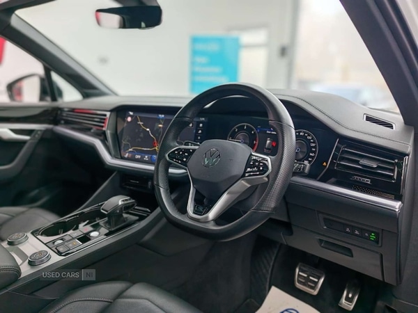 Used Volkswagen Touareg 2023 for sale - 76372123: Photo 14