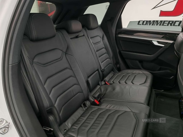 Used Volkswagen Touareg 2023 for sale - 76372123: Photo 18