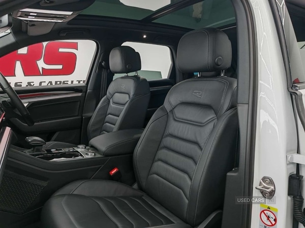 Used Volkswagen Touareg 2023 for sale - 76372123: Photo 24